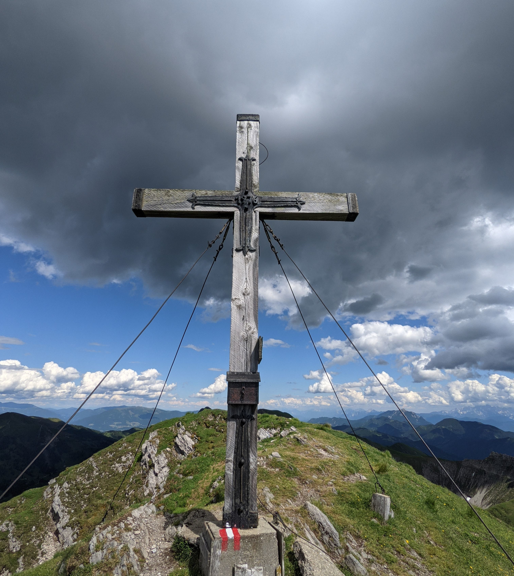 2021-06-26 Latschur Summit Cross